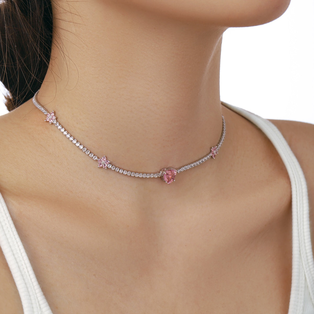 [Everoly JW]Dazzling Pink Heart Flower Necklace