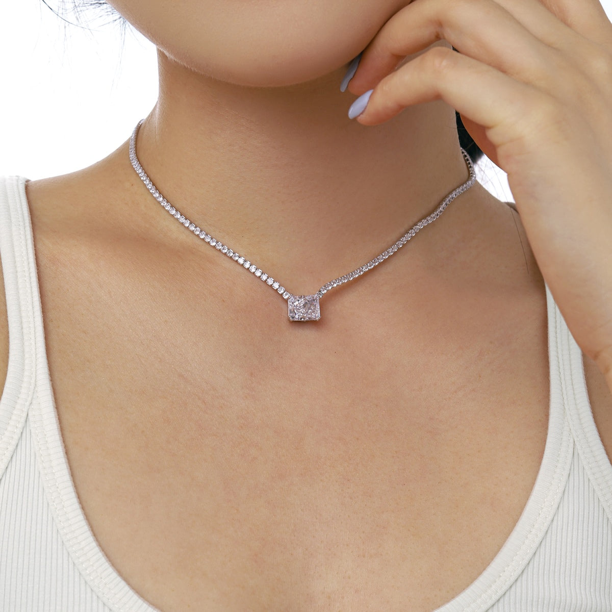 [Everoly JW]4.0 Carat Elegant Radiant Cut Necklace