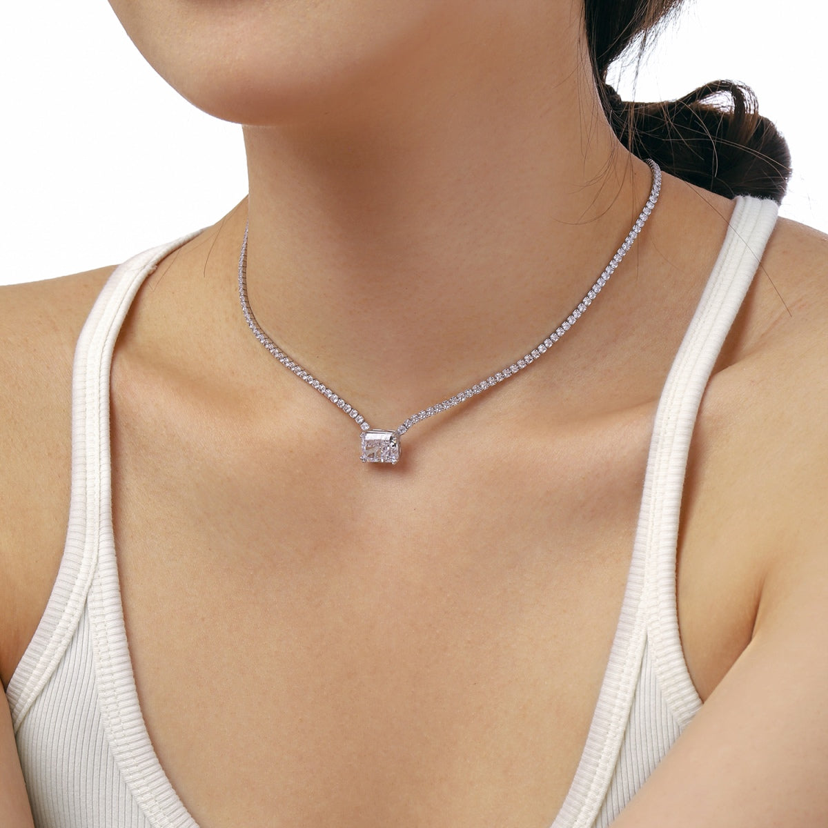[Everoly JW]4.0 Carat Elegant Radiant Cut Necklace