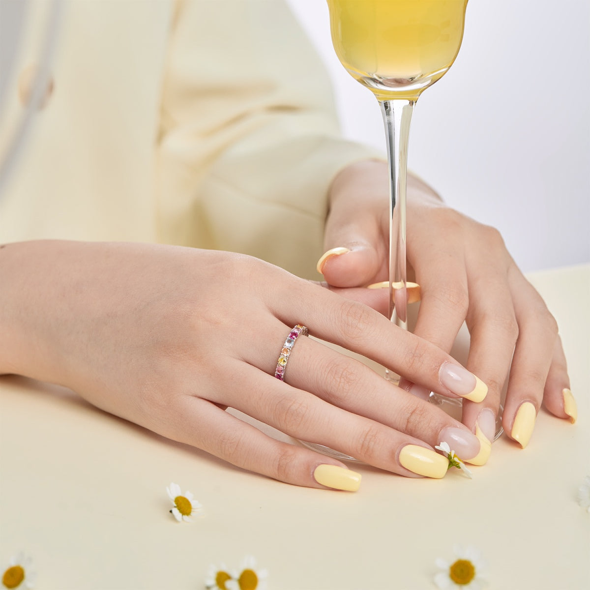 [Everoly JW]Dazzling Lustrous Round Cut Tennis Ring