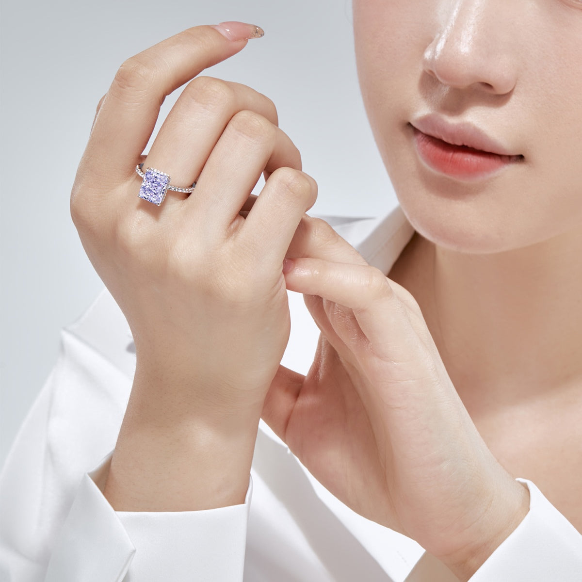 [Everoly JW]4.0 Carat Luxurious Engagement Ring