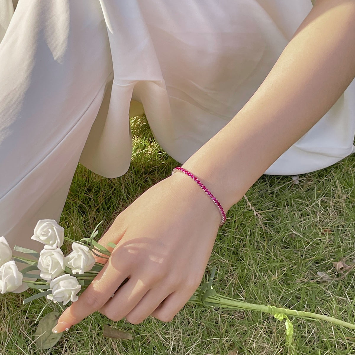 [Everoly JW]Radiant Colorful Round Cut Party Bracelet