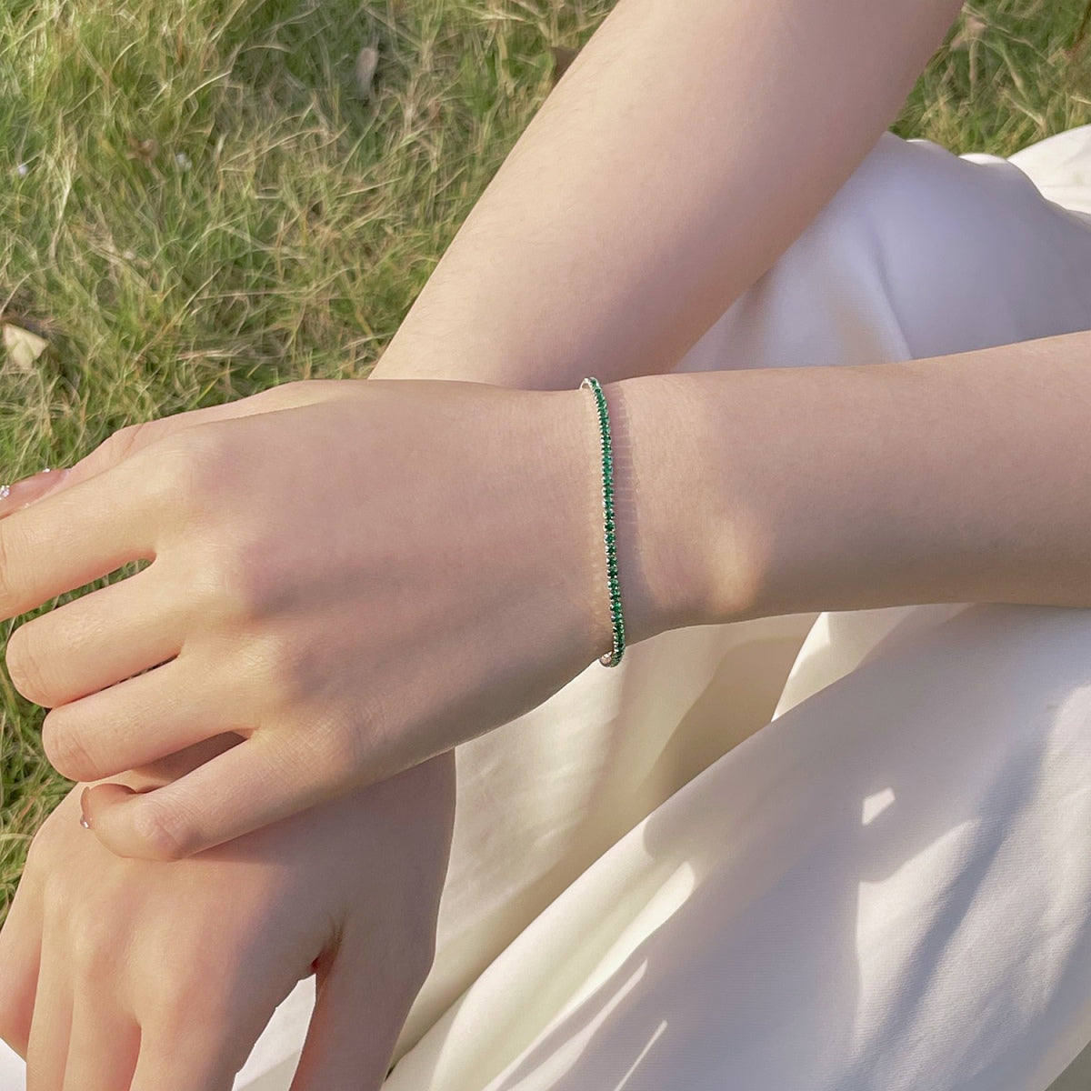 [Everoly JW]Radiant Colorful Round Cut Party Bracelet