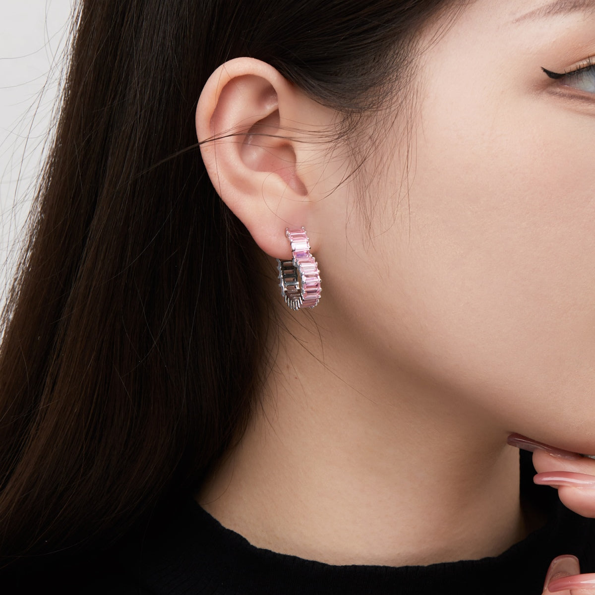 [Everoly JW]Radiant Heart Cutout Earrings