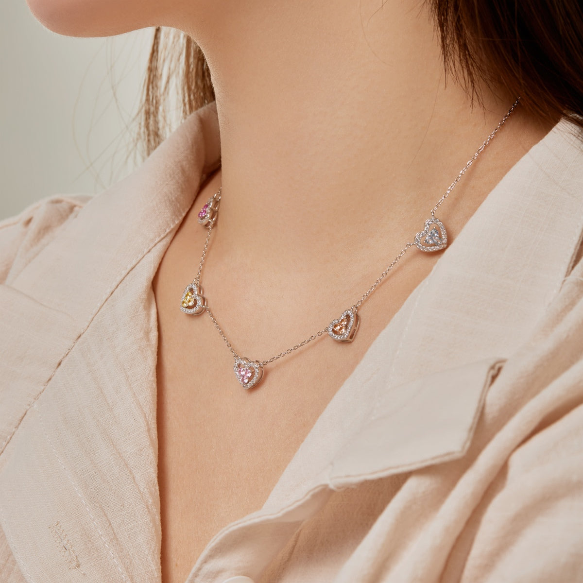 [Everoly JW]Sparkling Five Heart Necklace