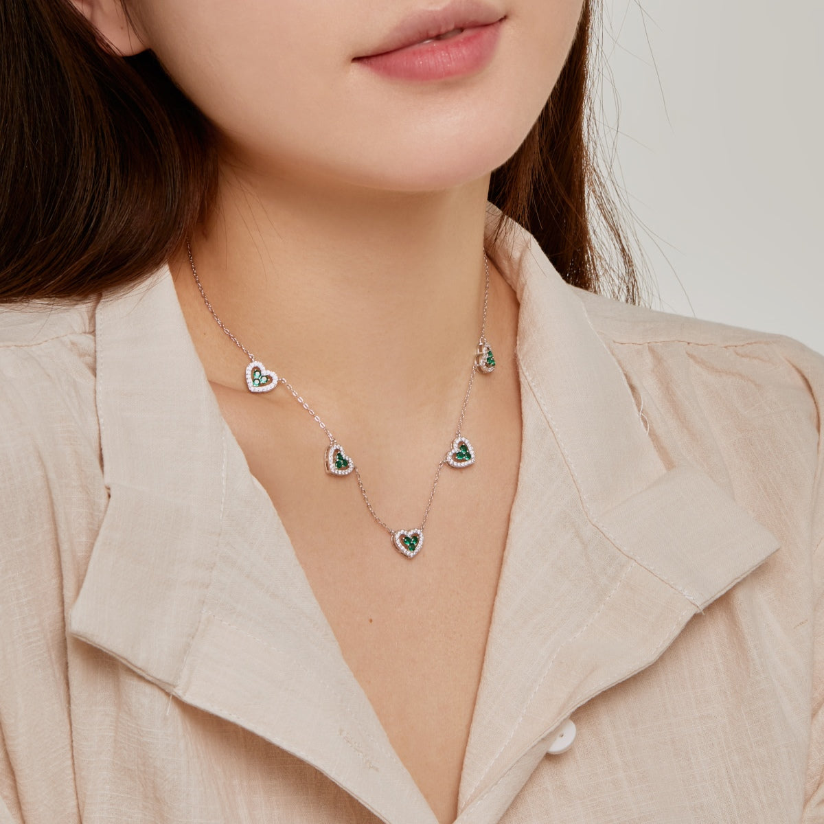 [Everoly JW]Sparkling Five Heart Necklace