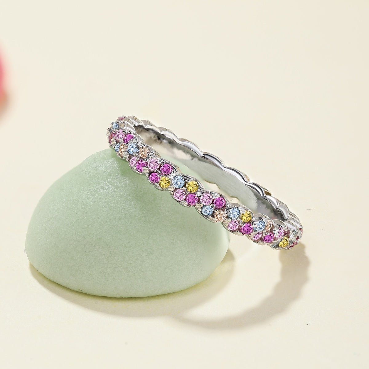 [Everoly JW]Dainty Ebullient Round Cut Daily Ring