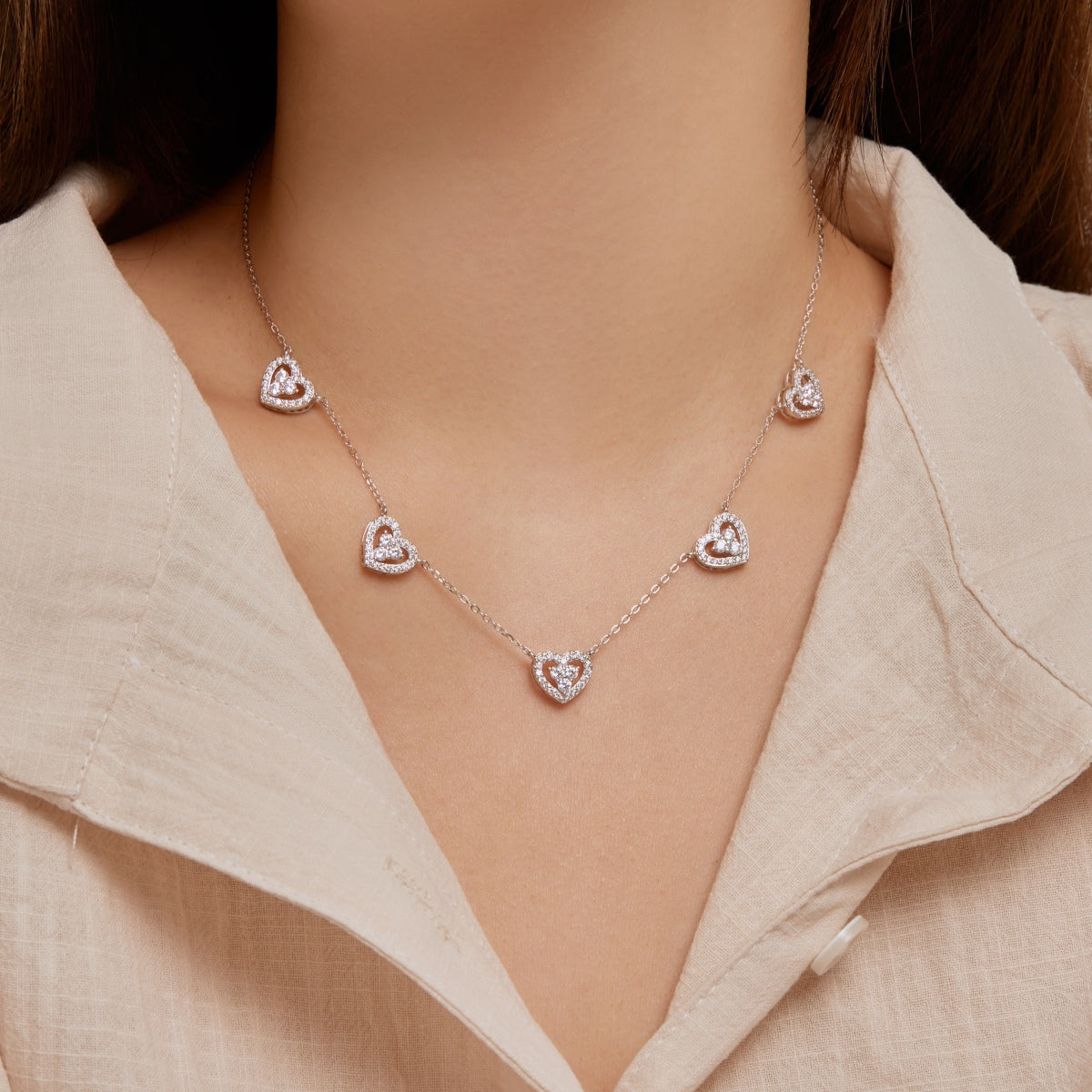 [Everoly JW]Sparkling Five Heart Necklace