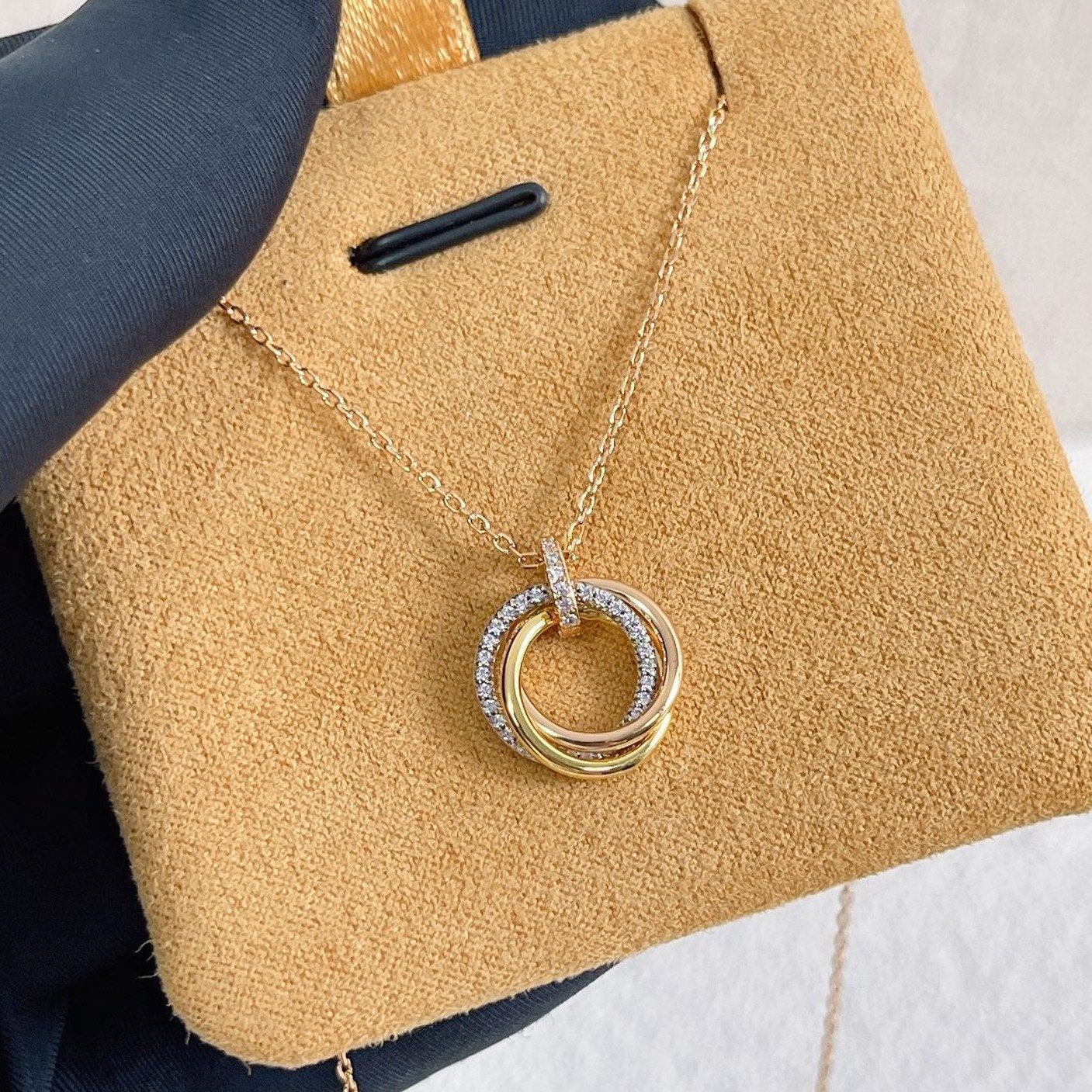 [Everoly JW]TRINITY NECKLACE SILVER GOLD PINK GOLD DIAMONDS