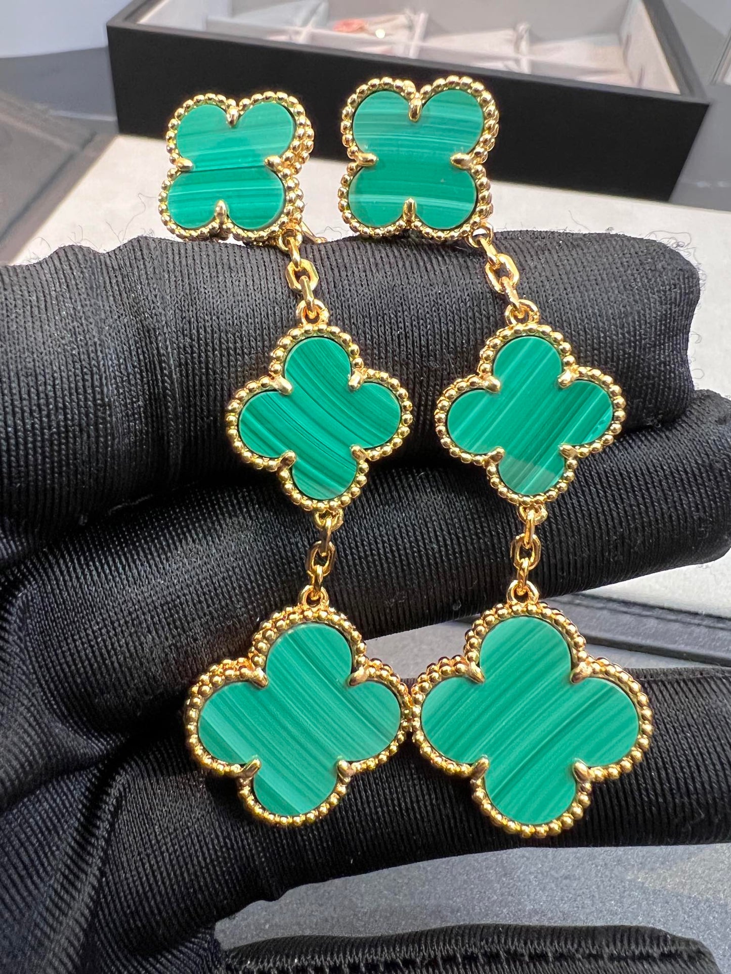 [Everoly JW]CLOVER MALACHITE 3 MOTIFS GOLD