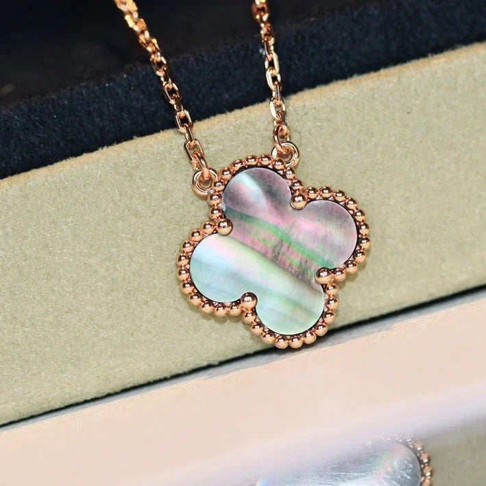 [Everoly JW]CLOVER 15MM  GRAY MOTHER OF PEARL NECKLACE