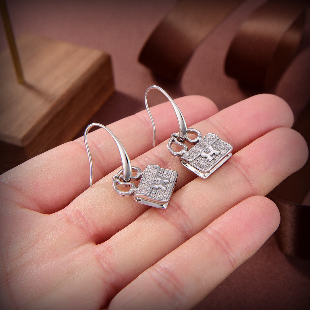 [Everoly JW]KELLY DIAMOND EARRINGS