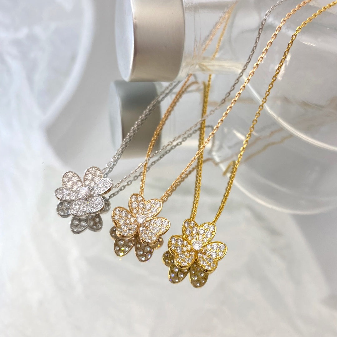 [Everoly JW]FLOWER DIAMOND NECKLACE