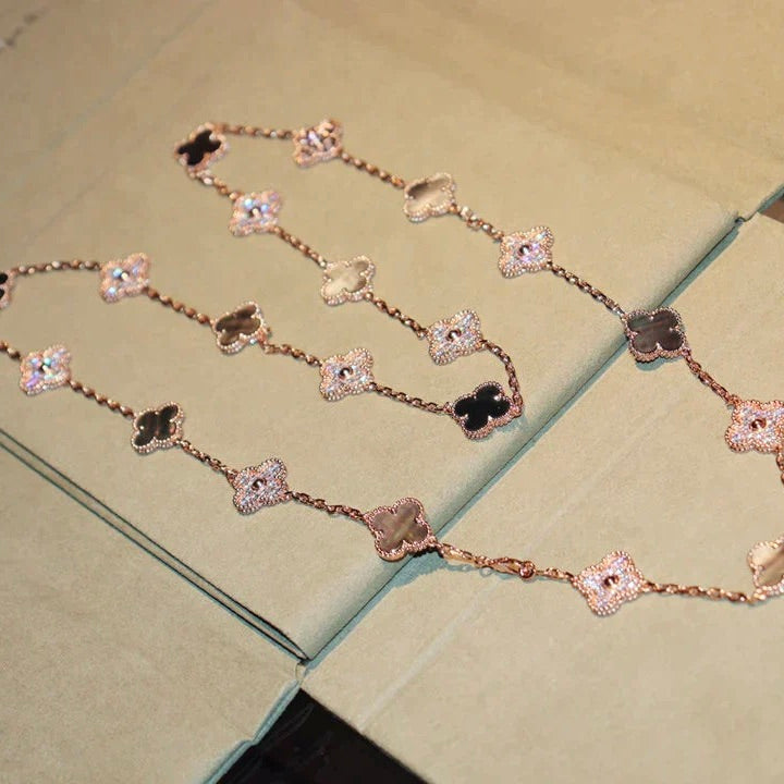 [Everoly JW]CLOVER 20 MOTIFS DARK MOP DIAMOND  NECKLACE
