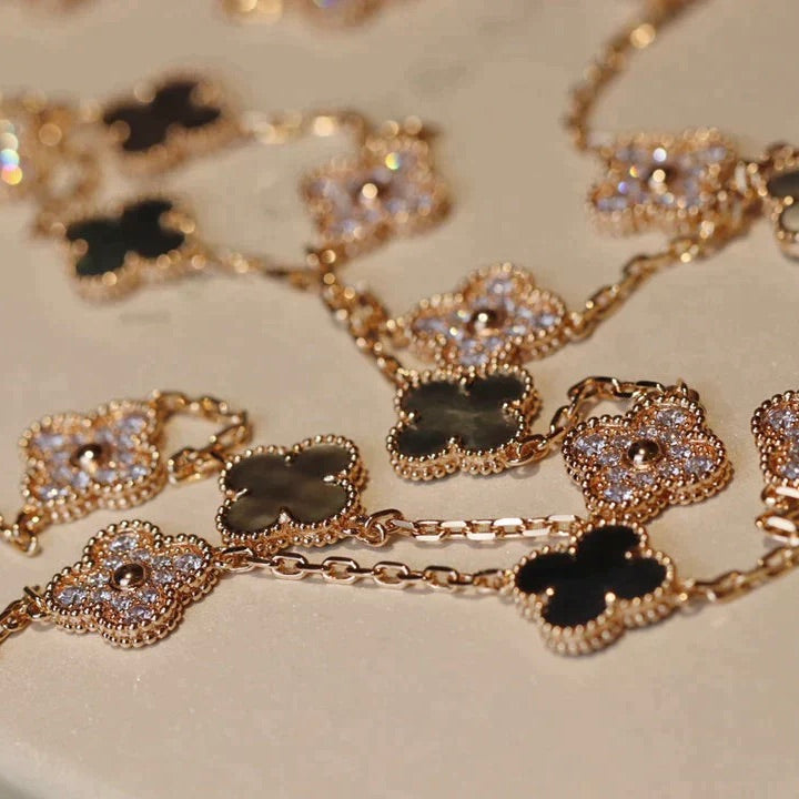 [Everoly JW]CLOVER 20 MOTIFS DARK MOP DIAMOND  NECKLACE