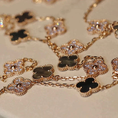 [Everoly JW]CLOVER 20 MOTIFS DARK MOP DIAMOND  NECKLACE