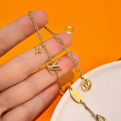 [Everoly JW]LOGO STAR MOTIF GOLD BRACELET