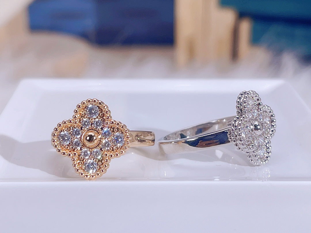 [Everoly JW]CLOVER DIAMOND RING