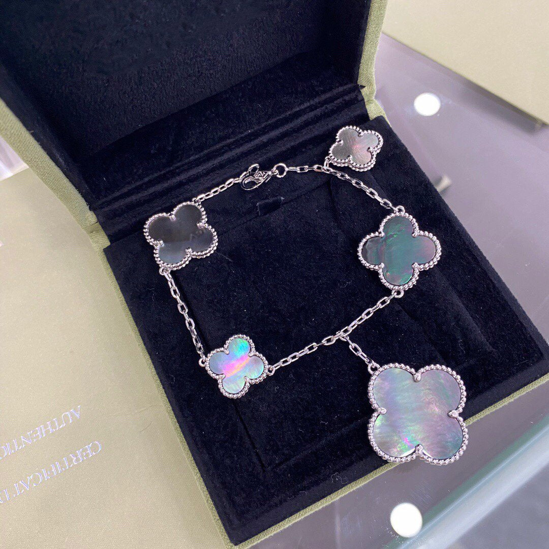 [Everoly JW]クローバー5モチーフシルバーダークモップブレスレット