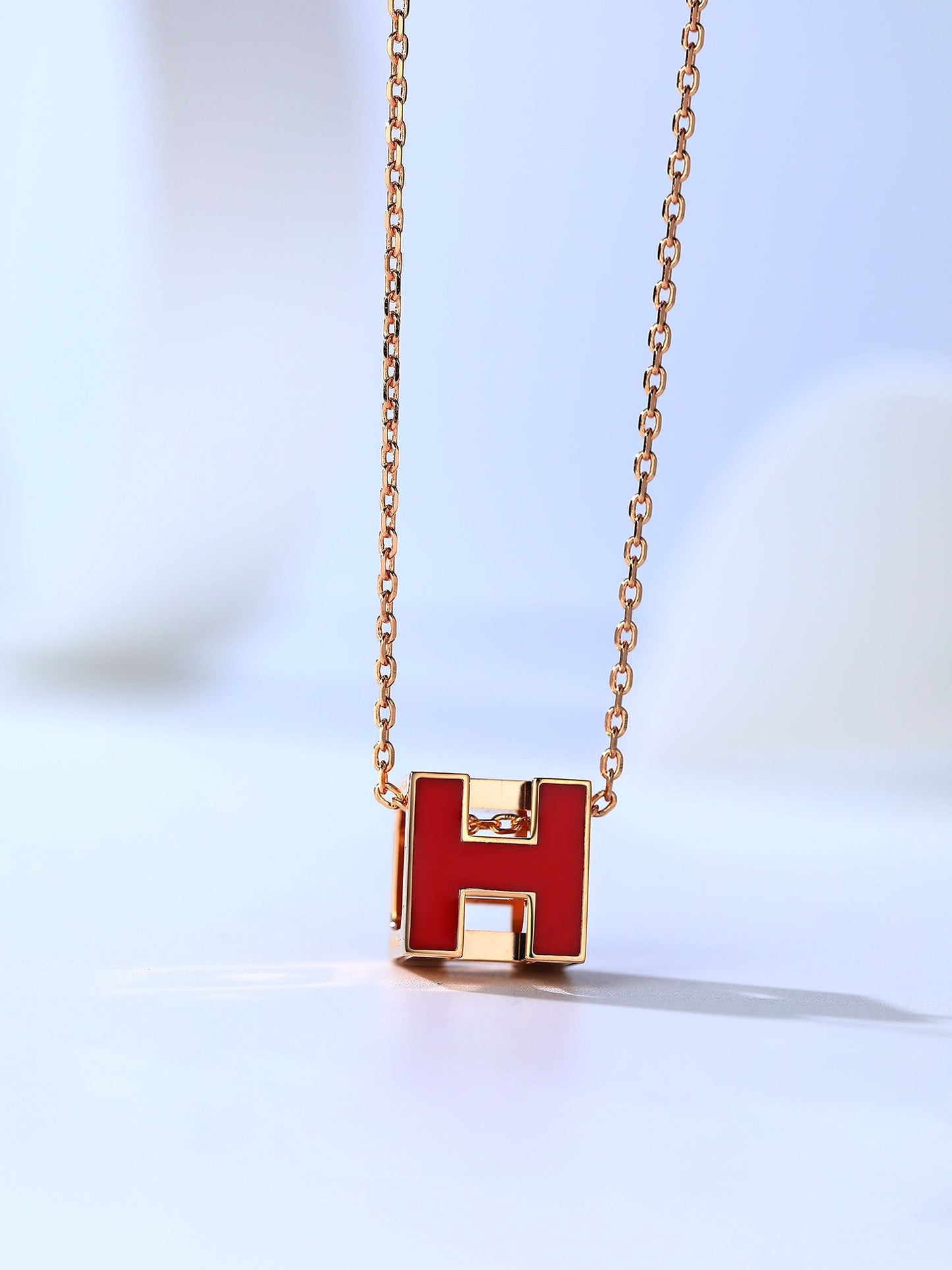 [Everoly JW]H CAGE PINK GOLD NECKLACE