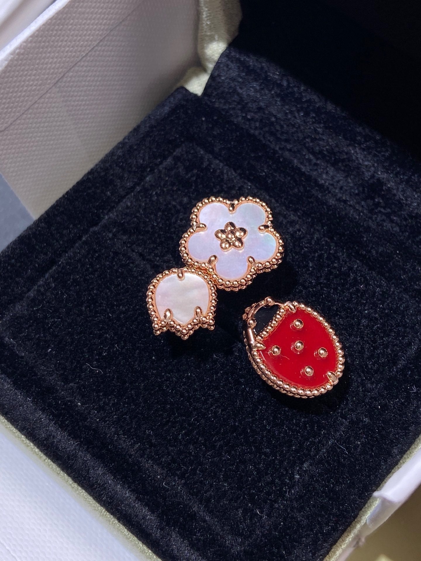 [Everoly JW]LUCKY 3 MOTIF ROSE GOLD RING