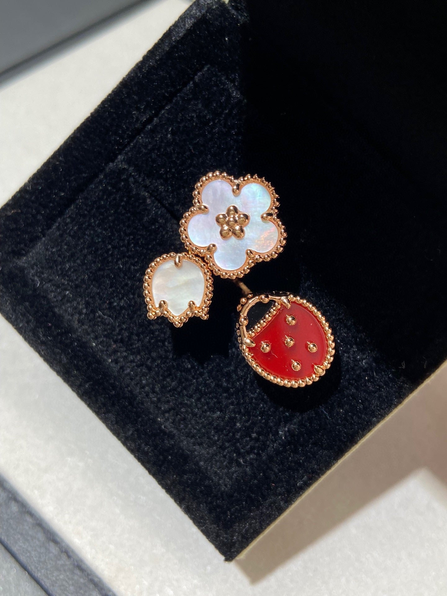 [Everoly JW]LUCKY 3 MOTIF ROSE GOLD RING