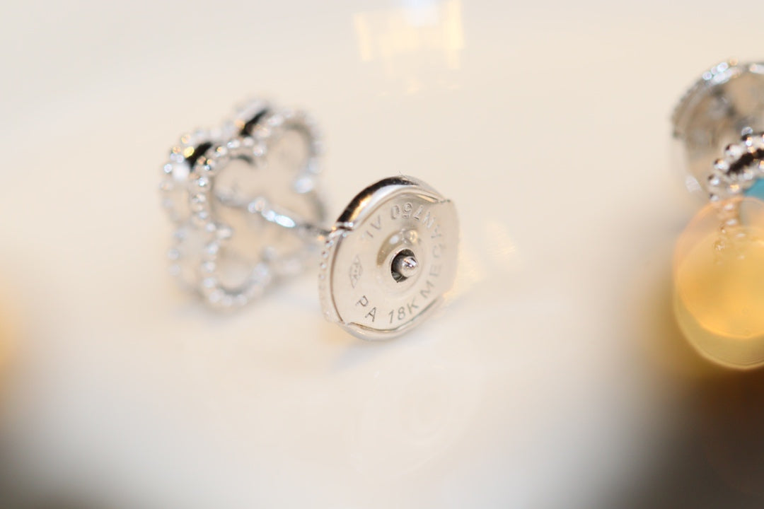 [Everoly JW]CLOVER MINI TURQUOISE SILVER STUD EARRINGS