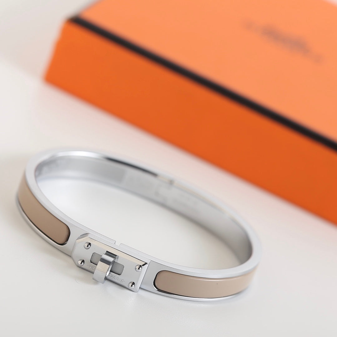 [Everoly JW]HM KELLY GREY BRACELET