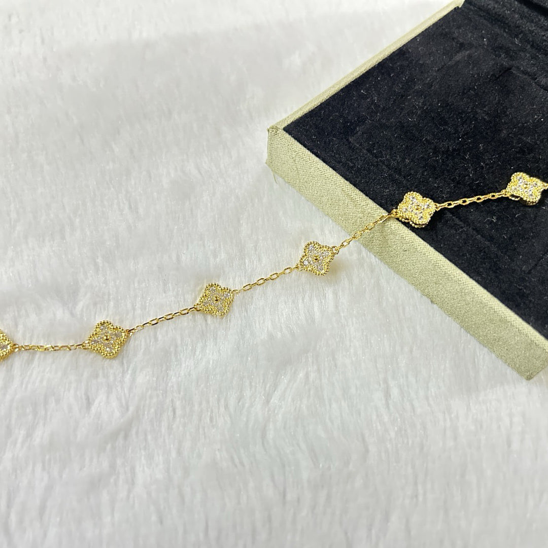[Everoly JW]CLOVER 6 MOTIF DIAMOND BRACELET