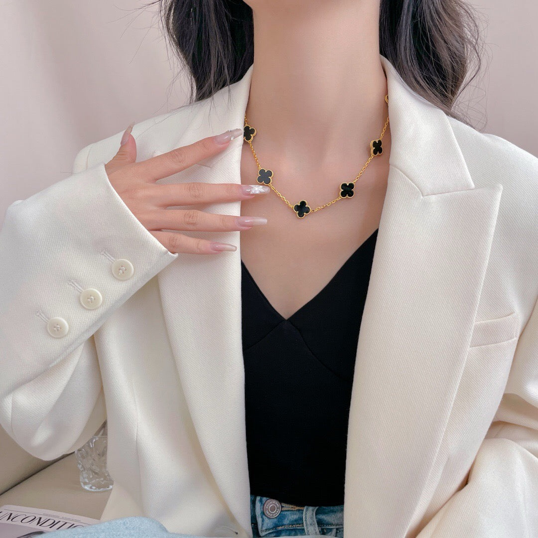 [Everoly JW]CLOVER 10 MOTIFS ONYX NECKLACE