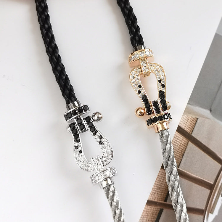 [Everoly JW]FORCE LARGE HORSESHOE BLACK WHITE DIAMOND BRACELET SILVER