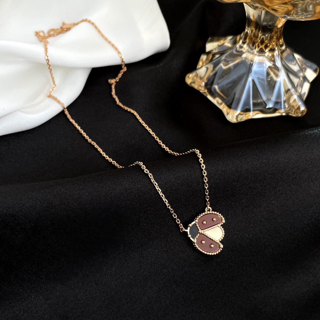 [Everoly JW]LUCKY  CARNELIANS LADYBUG NECKLACE