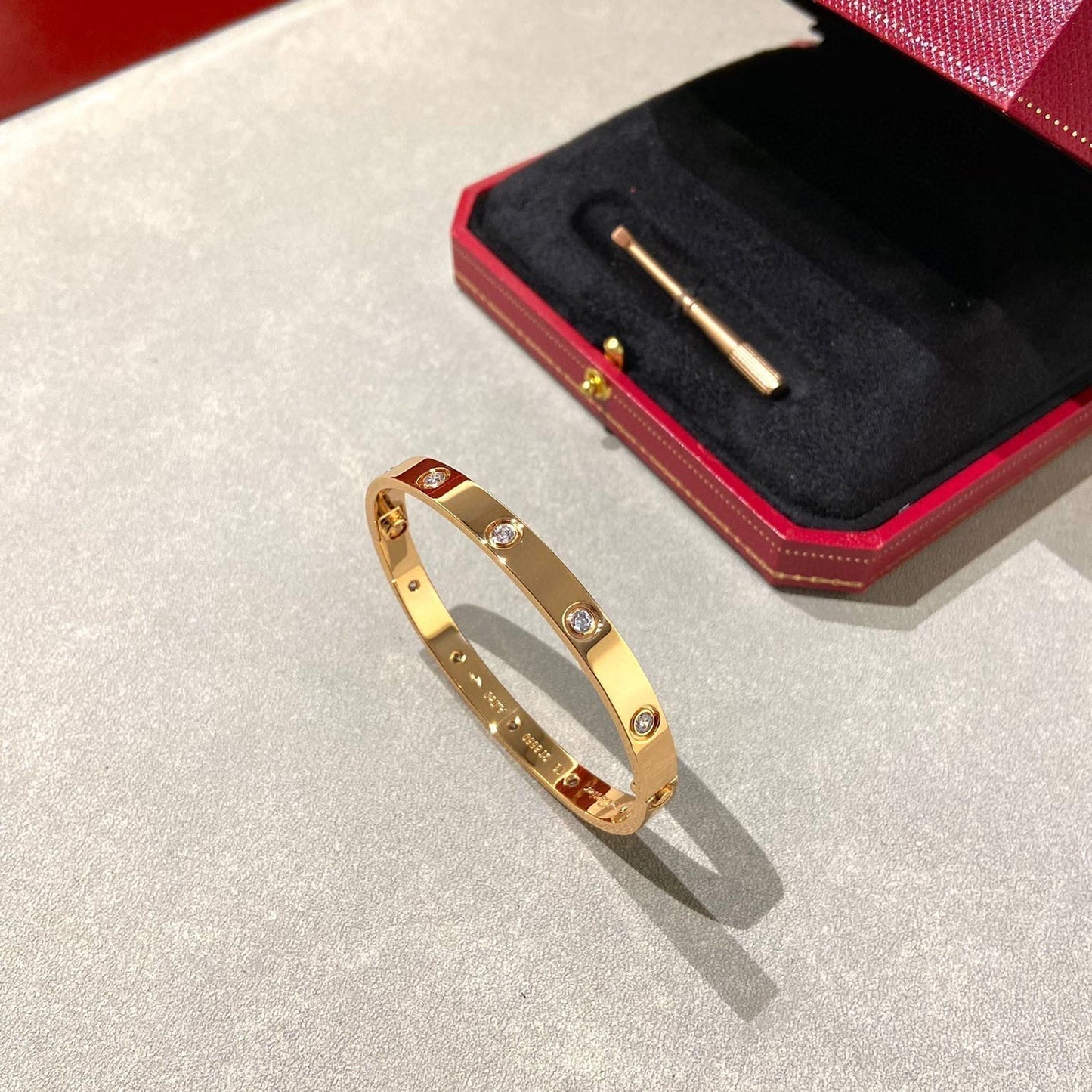 [Everoly JW]LOVE BRACELET 6.1MM 10 DIAMONDS