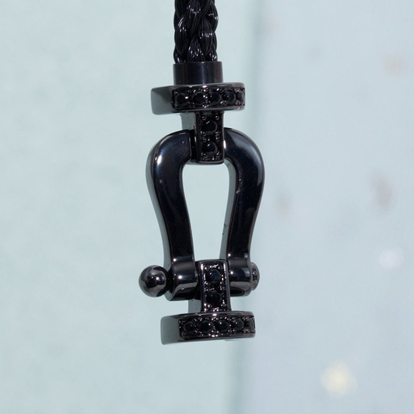 [Everoly JW]FORCE LARGE SERIES HORSESHOE BLACK SAMURAI BRACELET