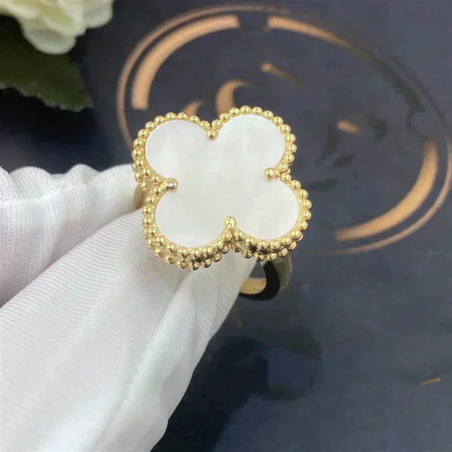 [Everoly JW]CLOVER WHITE MOP RING