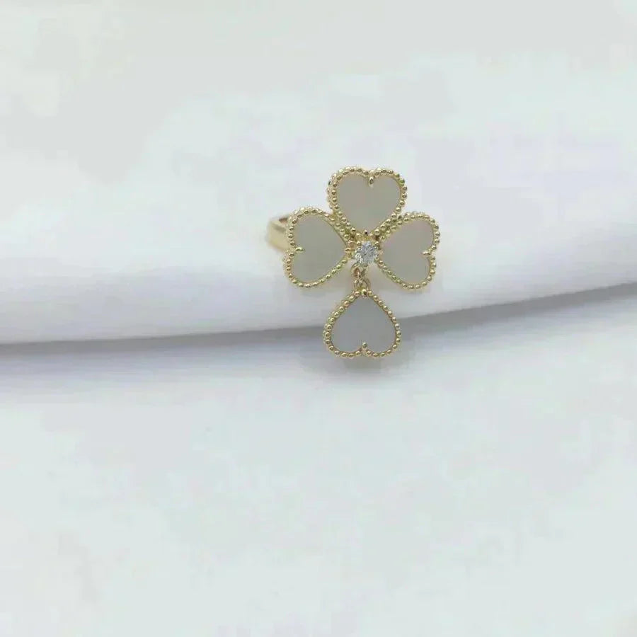[Everoly JW]SWEET CLOVER WHITE MOP RING