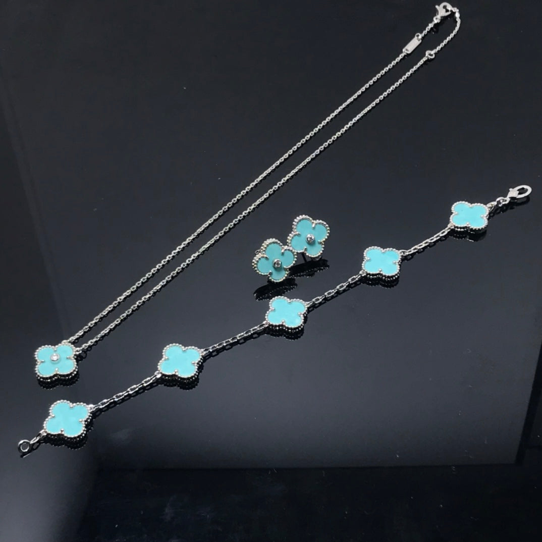 [Everoly JW]CLOVER 1 DIAMOND BLUE SKY SILVER EARRINGS