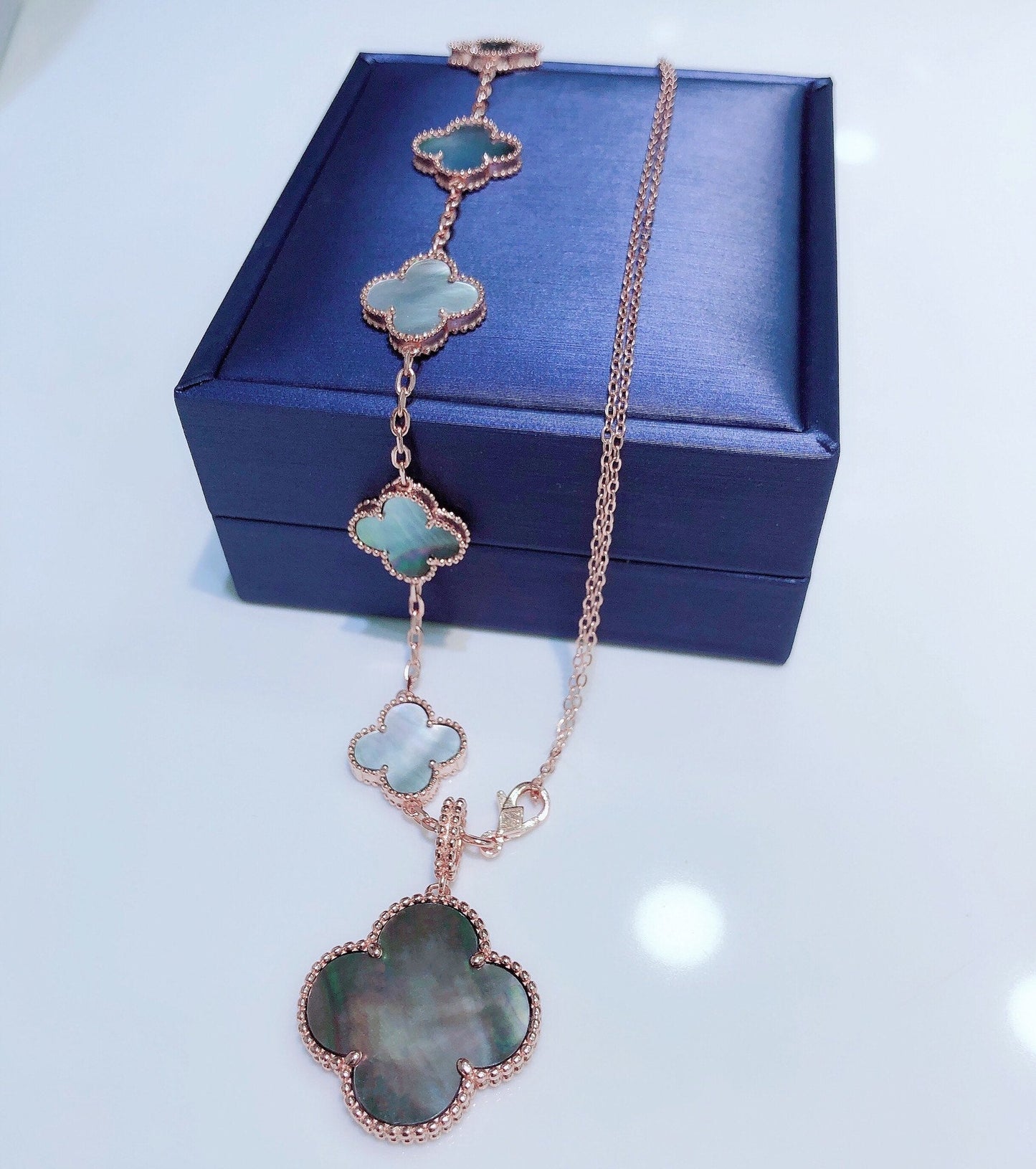 [Everoly JW]COMBINED BRACELET 5 MOTIFS AND NECKLACE DARK MOP ROSE GOLD